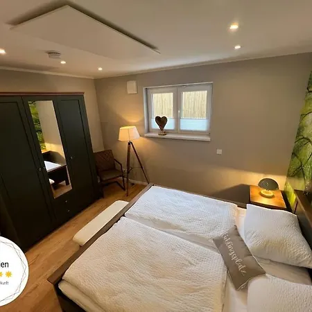 Weinberg Idyllische Ruhe, Nahe Den Weinbergen Traben-Trarbach